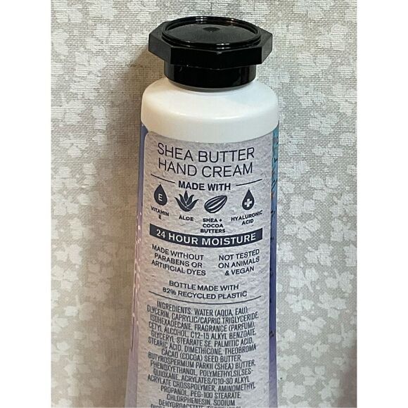 Bath and Body Works 3 Christmas Scented Shea Butter Hand Creams - 1 FL OZ Each - Picture 3 of 6